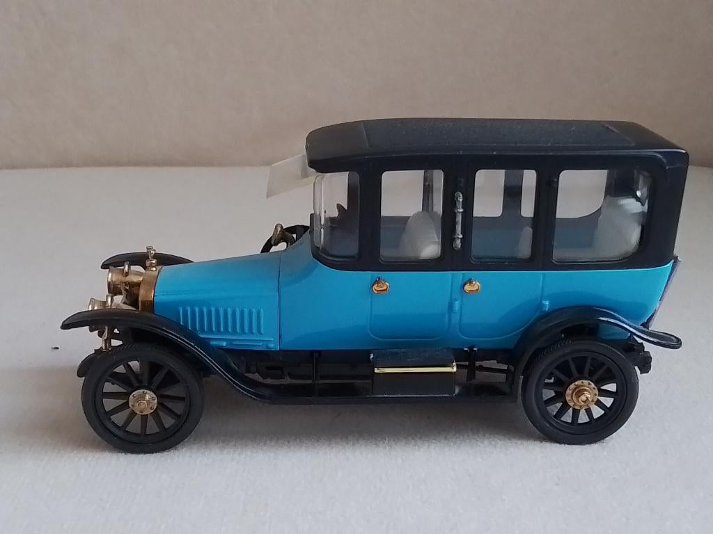 Russobalt C24-40 Berlin Limousin Riga Novoexport ussr, Hobby en Vrije tijd, Modelauto's | 1:43, Ophalen of Verzenden, Zo goed als nieuw