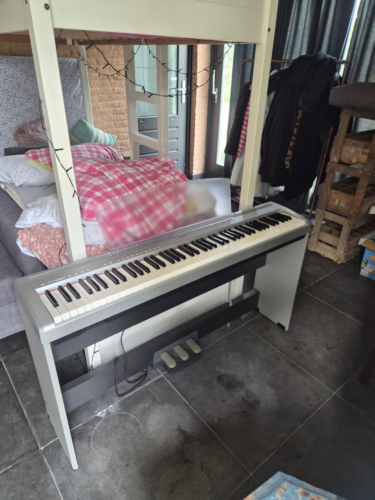 Yamaha P-85 Digitaal Piano - in goede staat, Ophalen, Zwart, Digitaal, Zo goed als nieuw