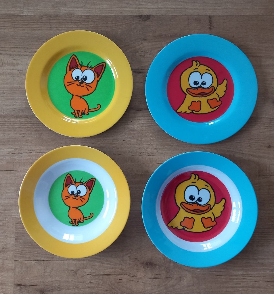 kinder/peuterbordjes en bestek, ongebruikt, Huis en Inrichting, Keuken | Servies, Ophalen, Kunststof, Nieuw, Bord(en)
