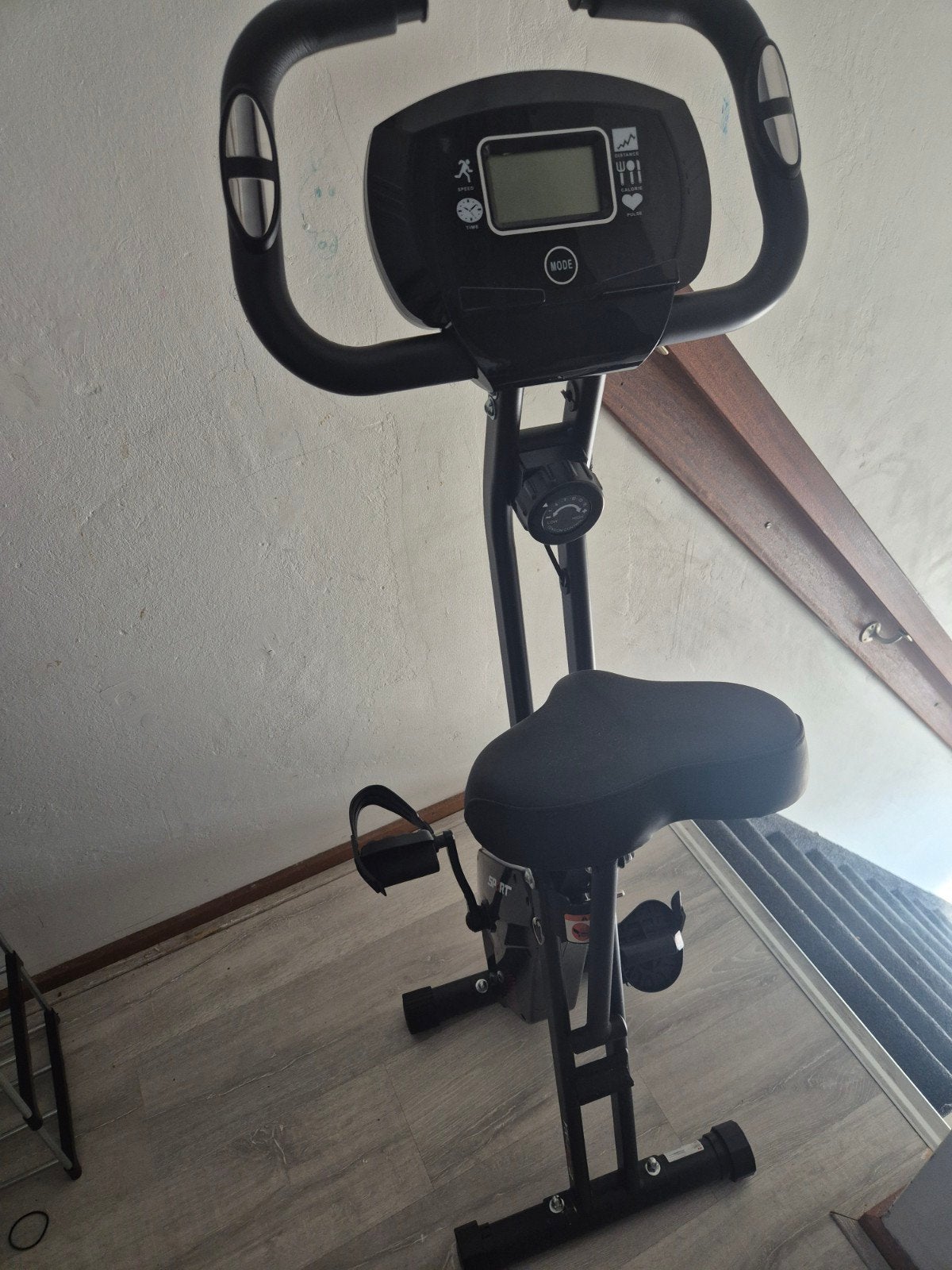 Hometrainer Opvouwbaar - 16 Weerstanden - Telefoonhouder, Ophalen of Verzenden, Zo goed als nieuw, Hometrainer