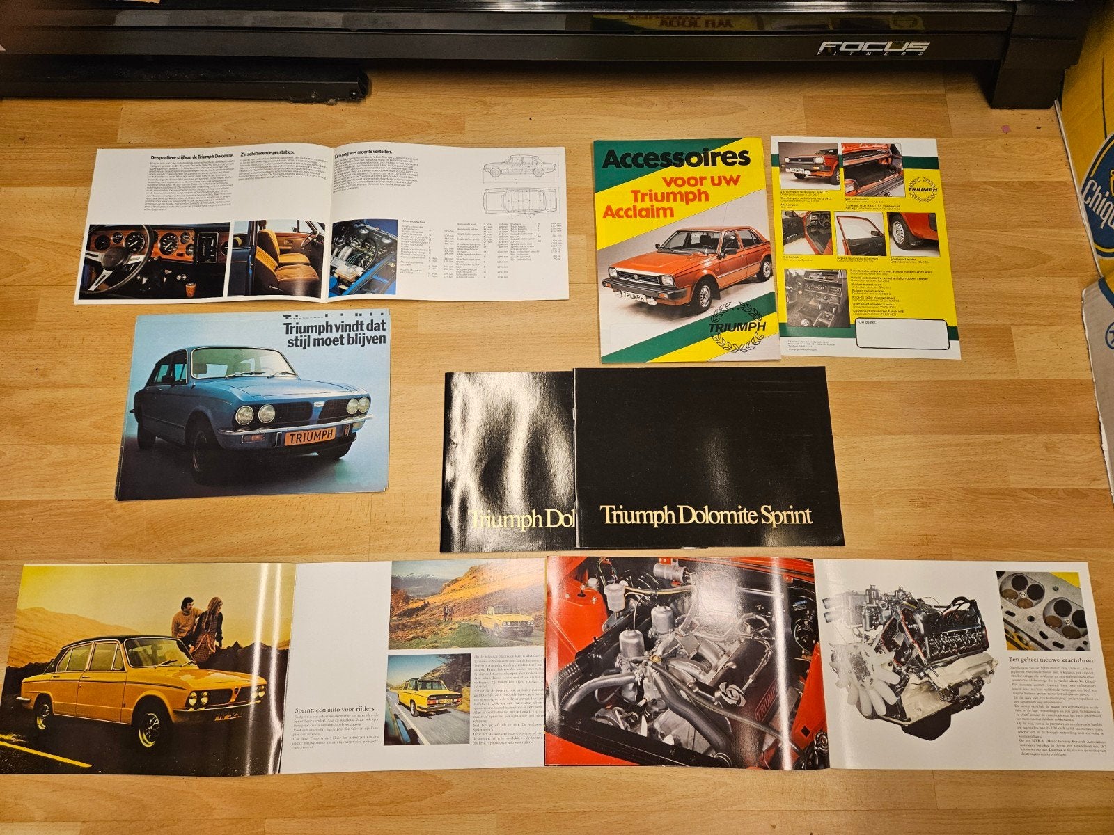 Triumph folders 50 stuks -new old stock-, Boeken, Auto's | Folders en Tijdschriften, Ophalen of Verzenden, Overige merken