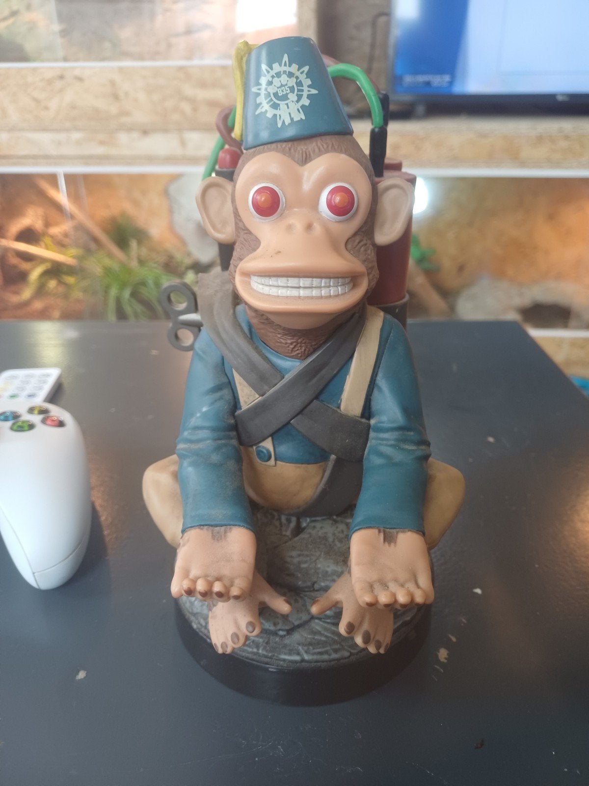 Cableguy Cod Monkeybomb Controller Houder, Spelcomputers en Games, Spelcomputers | Overige Accessoires, Zo goed als nieuw, Houder/standaard