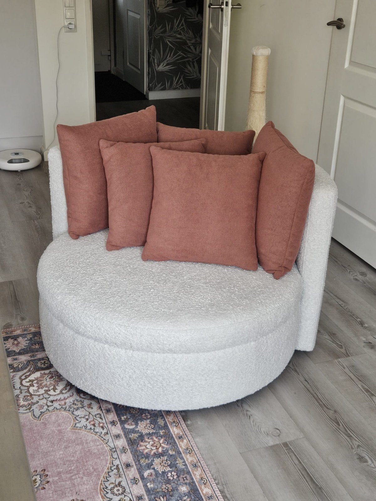 Moderne draaibare love seat, Ophalen, Wit, Zo goed als nieuw, Eén