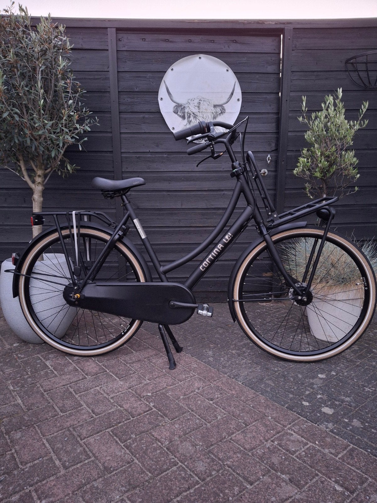 Cortina U4 Transport N7 2025 damesfiets 28 inch D57cm ZGAN, Versnellingen, 56 cm of meer, Zo goed als nieuw, Trommelrem