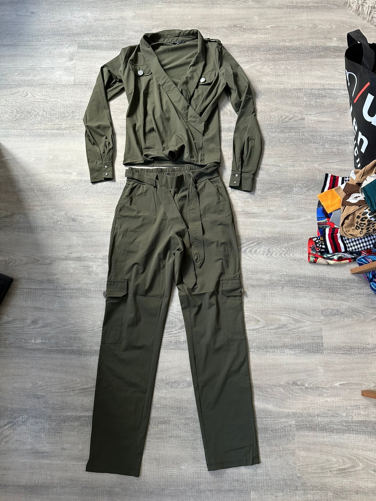 Set van Nikkie, Kleding | Dames, Ophalen of Verzenden, Zo goed als nieuw, Maat 38/40 (M), Groen
