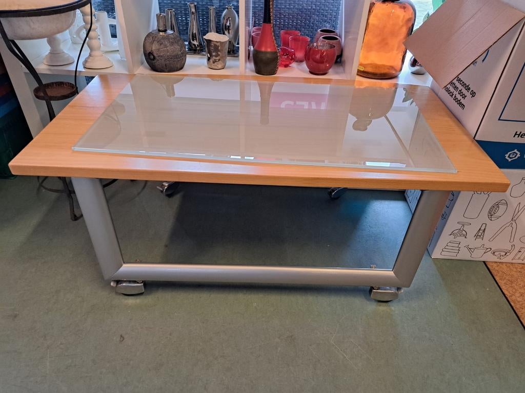 Hele mooie salontafel, Kringloop Laares, Kringlooplaares128@hotmail.com, Minder dan 50 cm, Zo goed als nieuw