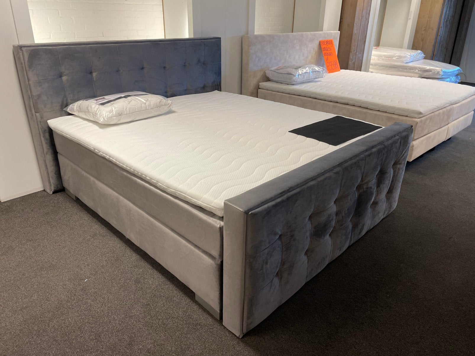 Slaapcomfort Eindhoven TOTALE LEEGVERKOOP!, Ophalen of Verzenden, Eenpersoons, 140 cm