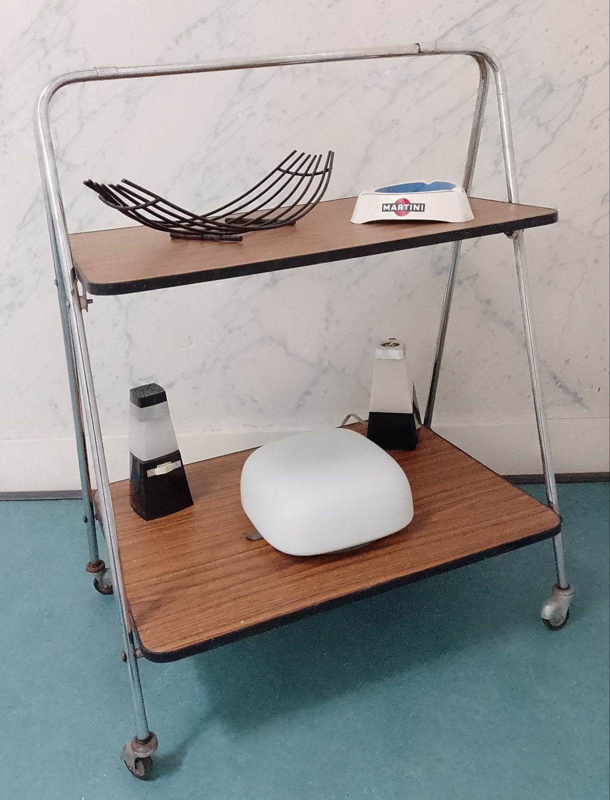 vintage, jaren 60 trolley met 2 formica bladen, Ophalen, Gebruikt, 50 tot 100 cm, Vintage
