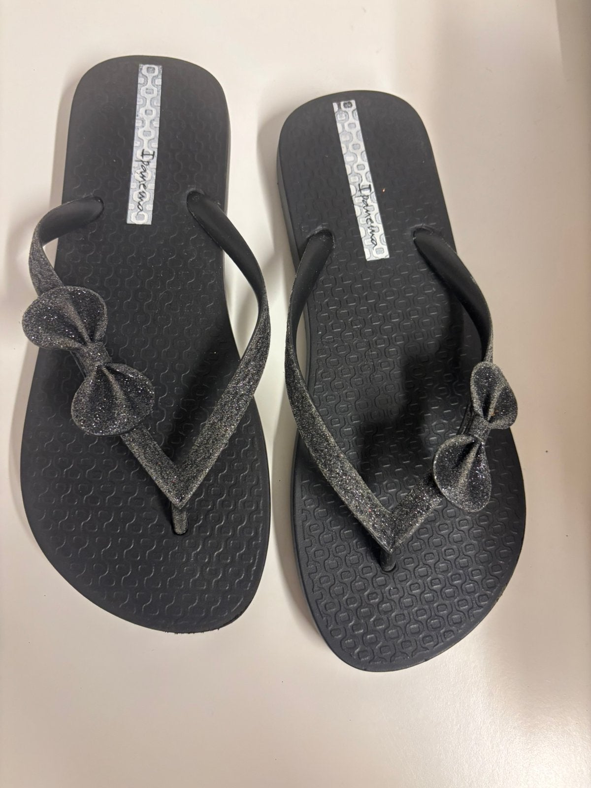 Nieuw zwart slippers Ipanema maat 37, Slippers, Zwart, Nieuw, Ophalen of Verzenden