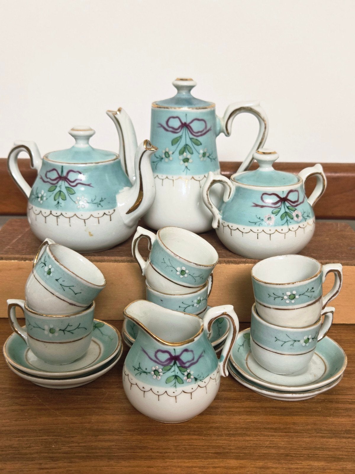 Antiek Frans servies voor poppen / kinderen, Antiek en Kunst, Antiek | Speelgoed, Ophalen of Verzenden