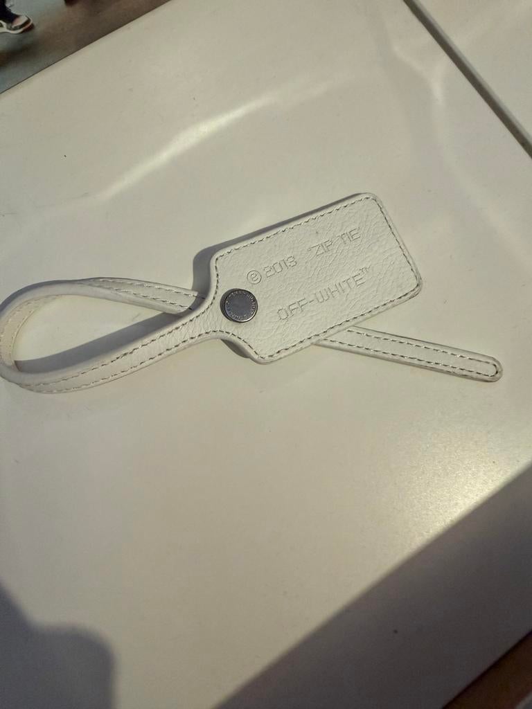 Origineel Off-White schoen label / zip tie, Ophalen of Verzenden, Zo goed als nieuw