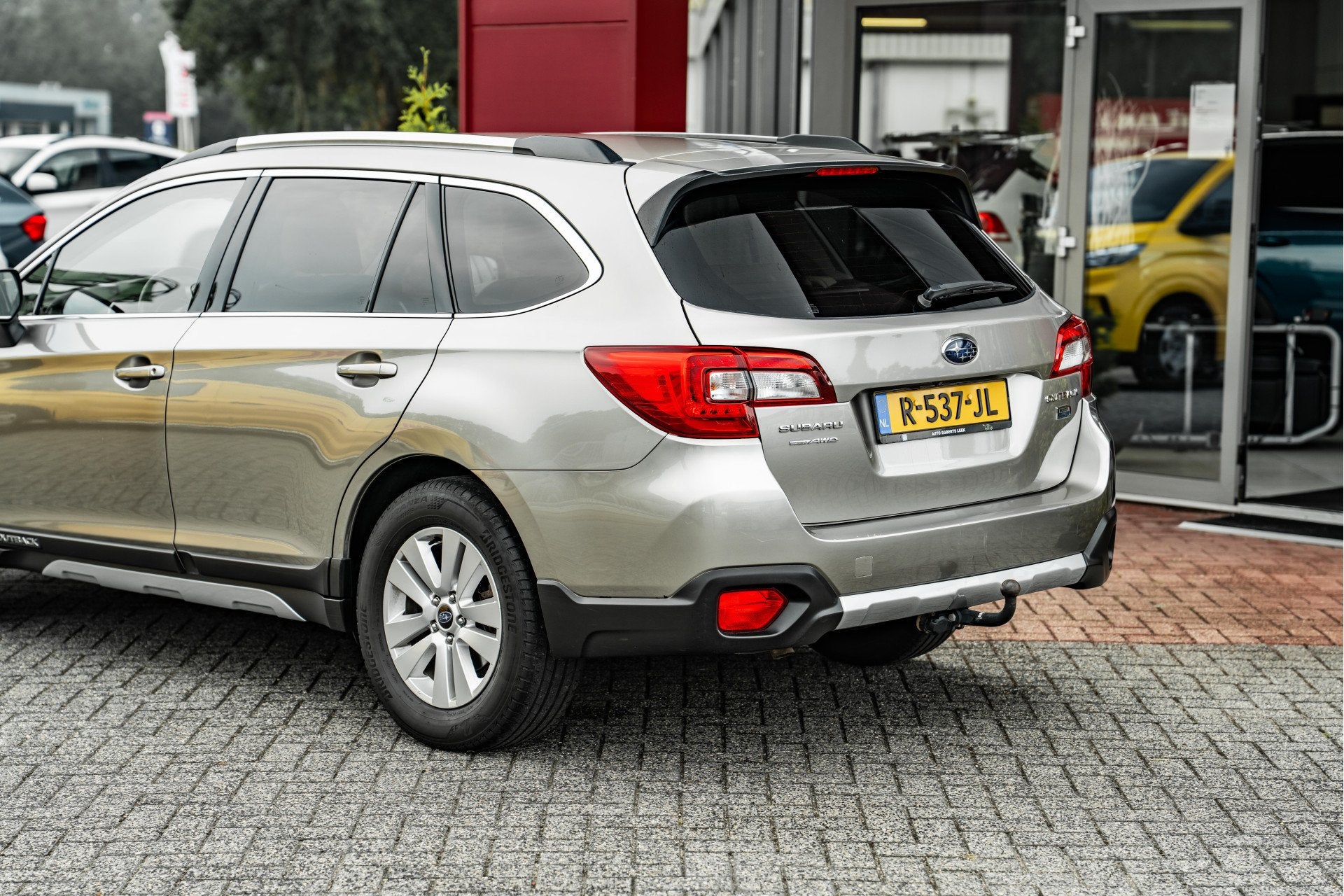Subaru Outback 2.0D | Pano | ACC | Trekhaak (bj 2015), Auto's, Automaat, 1998 cc, Beige, 150 pk