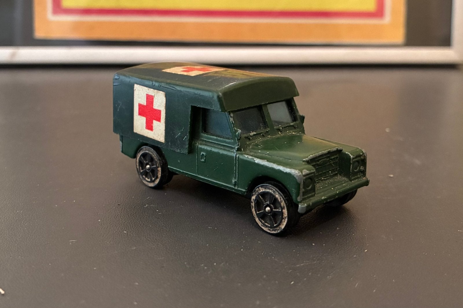 Corgi Toys Junior 79 Landrover Military Ambulance, Ophalen of Verzenden, Gebruikt, Auto, Corgi