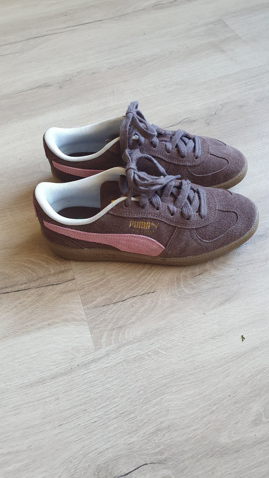 Puma schoenen bruin met roze, maat 37, Bruin, Puma, Ophalen of Verzenden, Sneakers of Gympen
