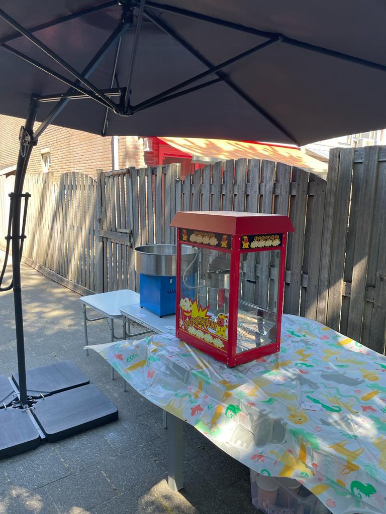 TE HUUR popcorn machine Rotterdam inc 50 porties, Hobby en Vrije tijd, Ophalen, Zo goed als nieuw, Overige