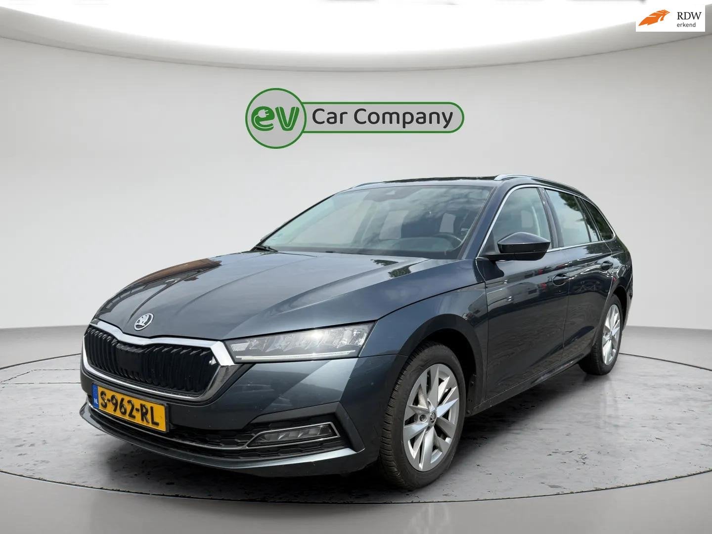 Skoda Octavia Combi 1.5 e-TSI Business Edition Plus | Automa, Euro 6, 4 cilinders, 150 pk, 1283 kg