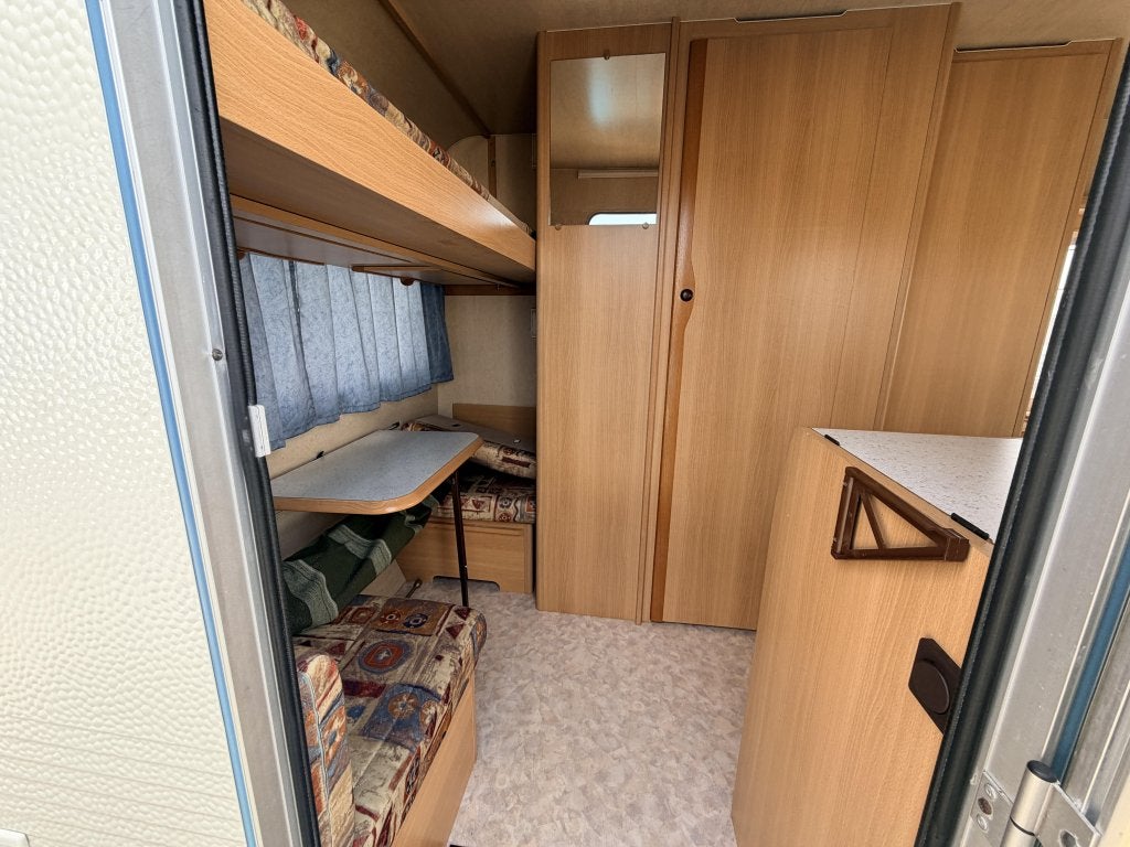 Adria Unica 390 DB Stapelbed Lichtgewicht, Caravans en Kamperen, Caravans, Bedrijf, Adria, Luifel, 500 - 750 kg