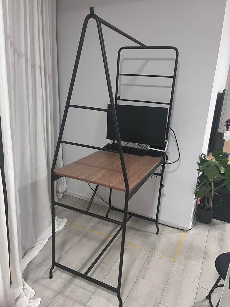 Hoog bureau van IKEA, Ophalen, Metaal, Zo goed als nieuw, IKEA