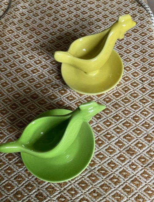 Set van 2 vintage eierdoppen in de vorm v.e. kip, samen 5 E, Antiek en Kunst, Curiosa en Brocante, Ophalen of Verzenden