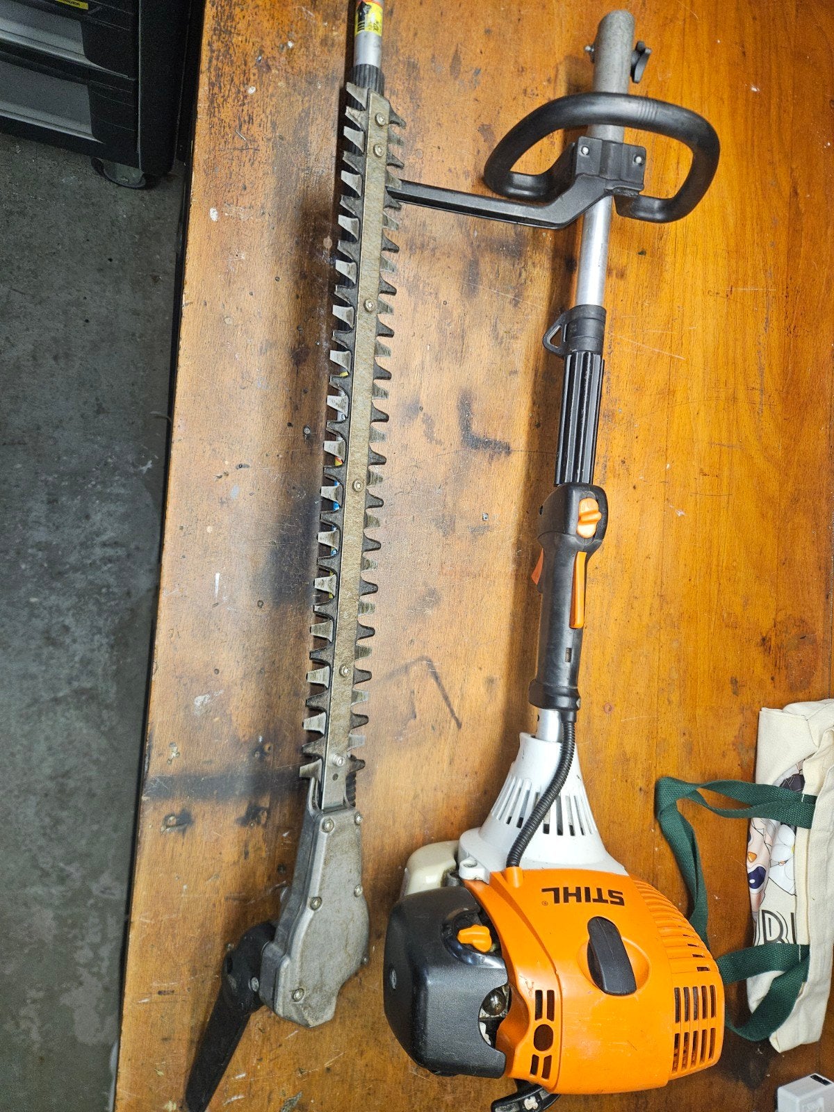 Stihl KM 130 R CombiMotor met heggenschaar opzetstuk, Tuin en Terras, Ophalen, Gebruikt, Benzine, Stihl