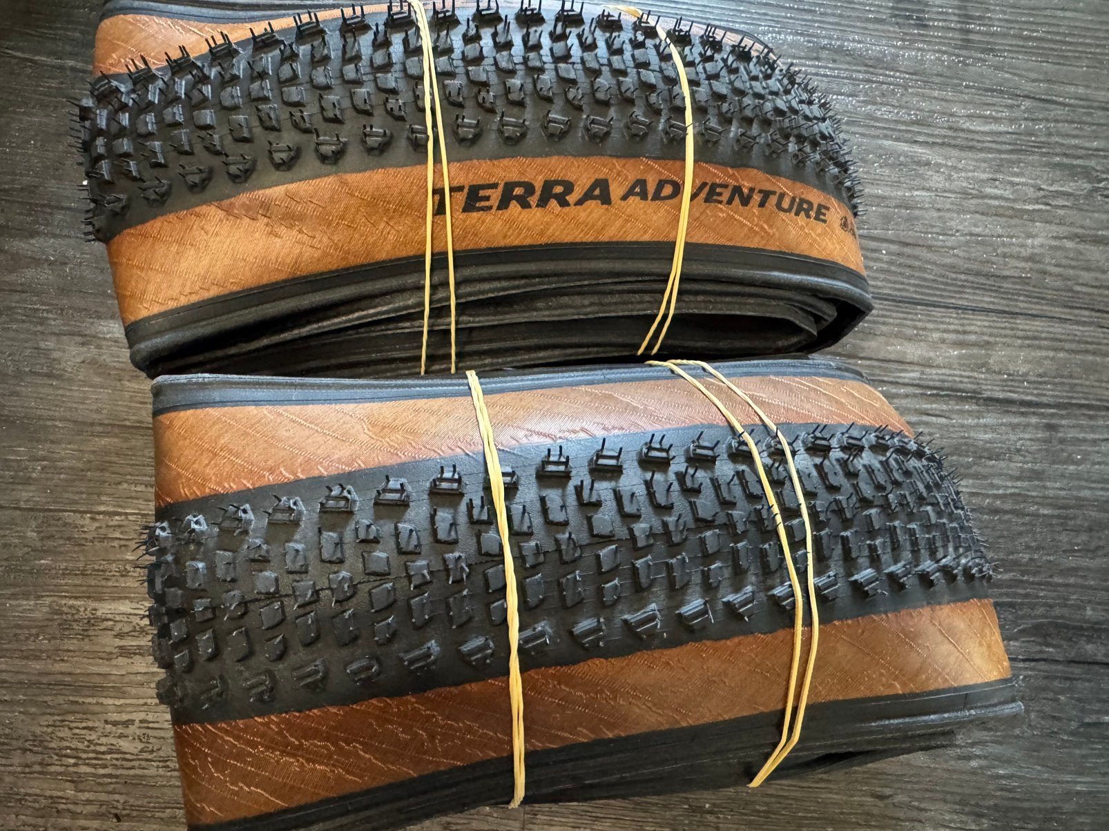 Continentaal Adventure 45 mm gravel, Ophalen of Verzenden, Nieuw, Zilver