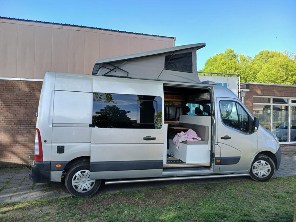 Opel Movano 2019 Euro6 L3H2 Zelfbouw Camperbus 4 Slaapplaats, Chemisch toilet, Buscamper of Camperbus, Vloeistofverwarming, Particulier