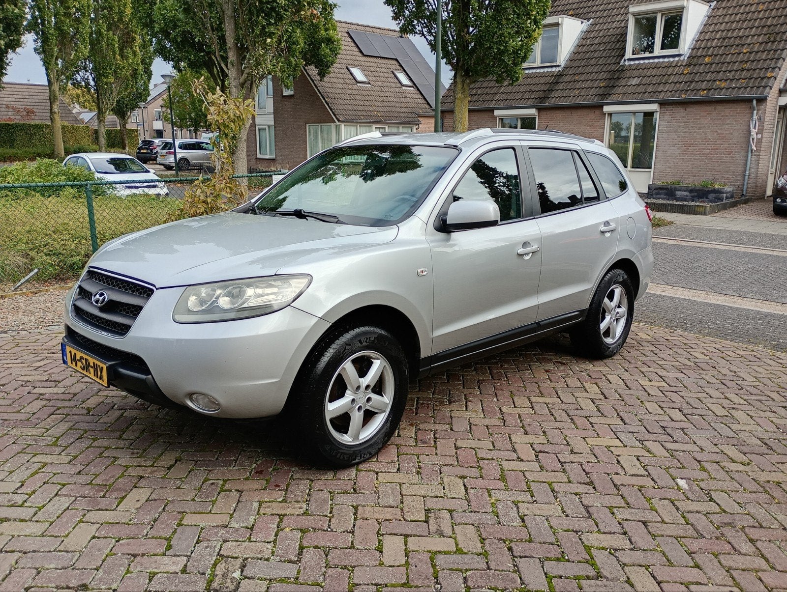 Hyundai Santa Fe 2.7 2WD 2006 Grijs, Auto's, Voorwielaandrijving, Santa Fe, 2000 kg, Handgeschakeld