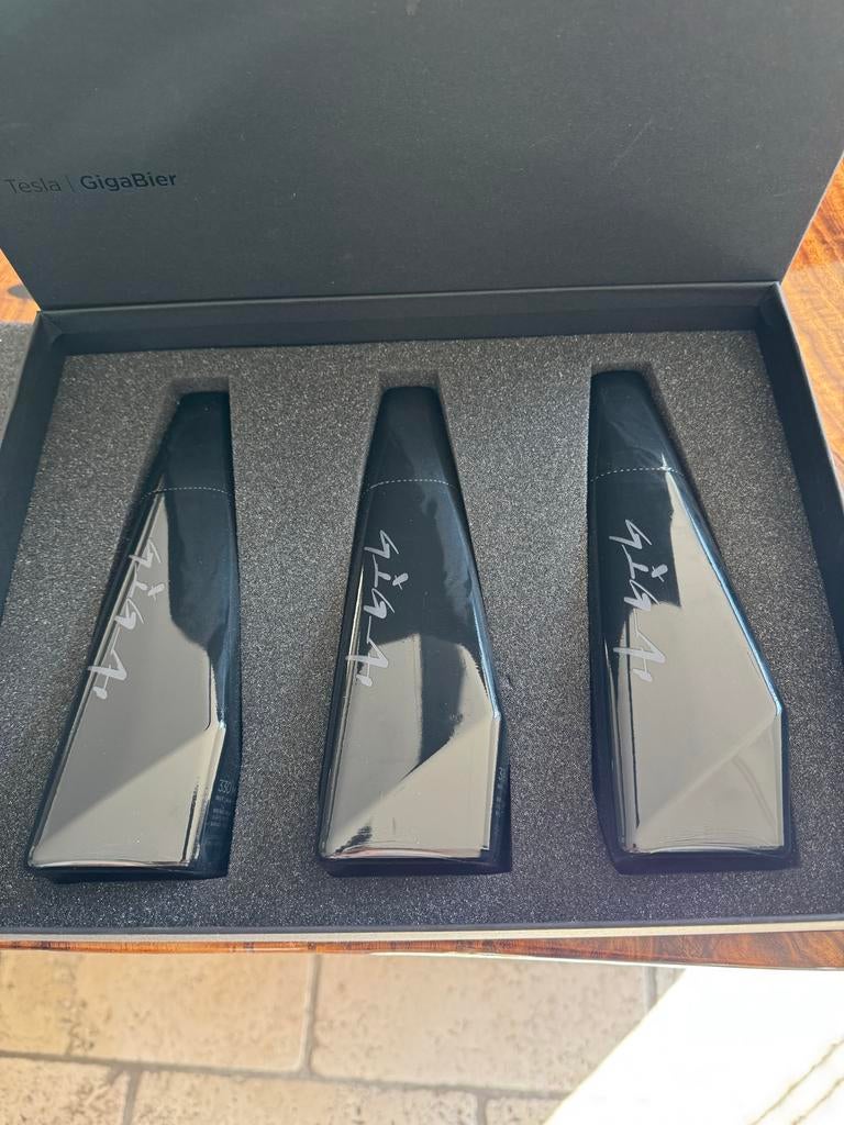Tesla GigaBier - Exclusieve set van 3 flessen, Ophalen of Verzenden, Nieuw, Auto's