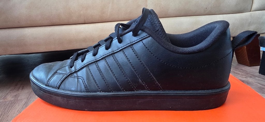 jongenschoenen sneakers schoenen Adidas 39 1/3, Zwart, Ophalen of Verzenden, Sneakers of Gympen, Adidas