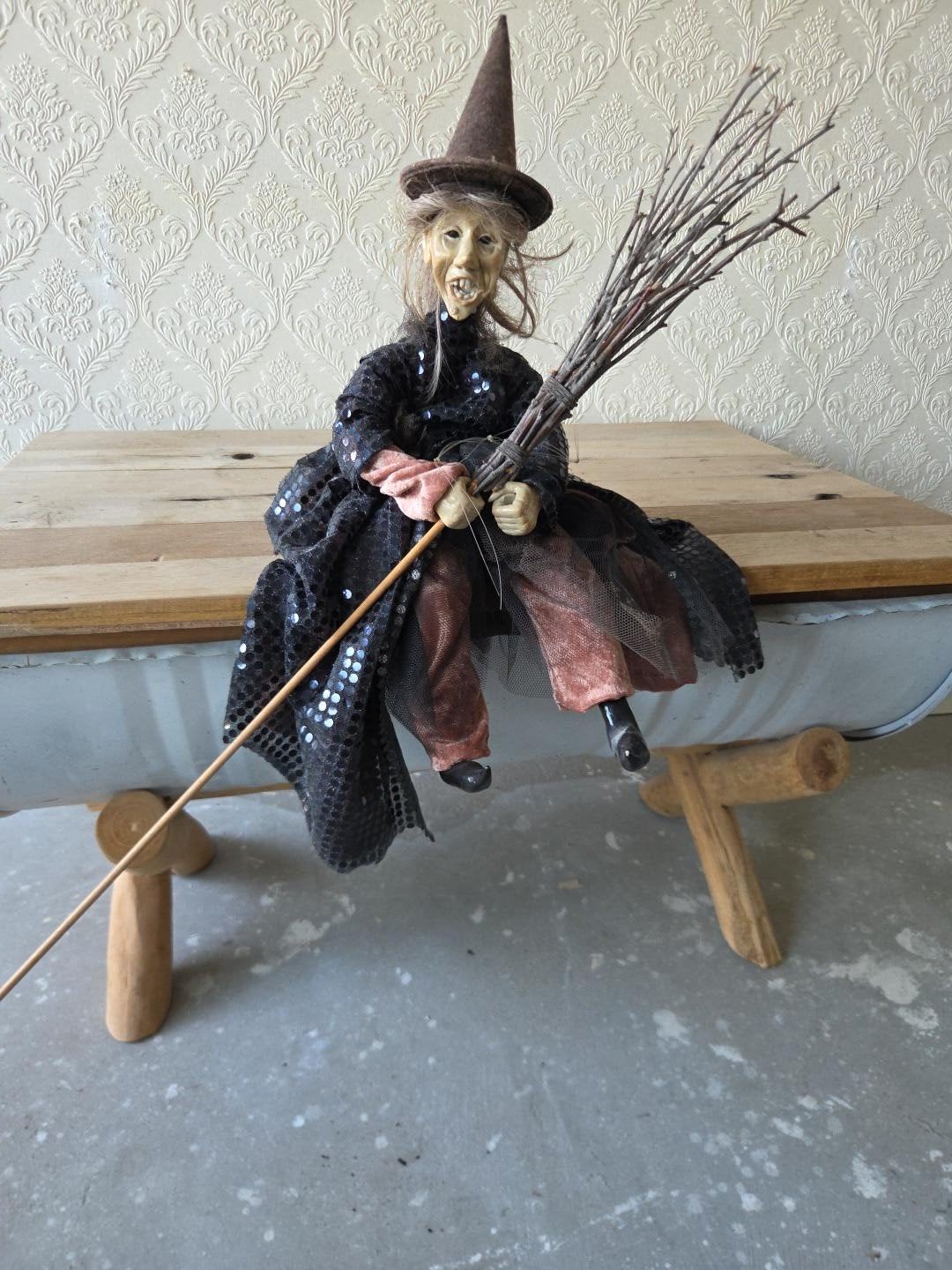 Heks op bezem - Halloween decoratie, Ophalen