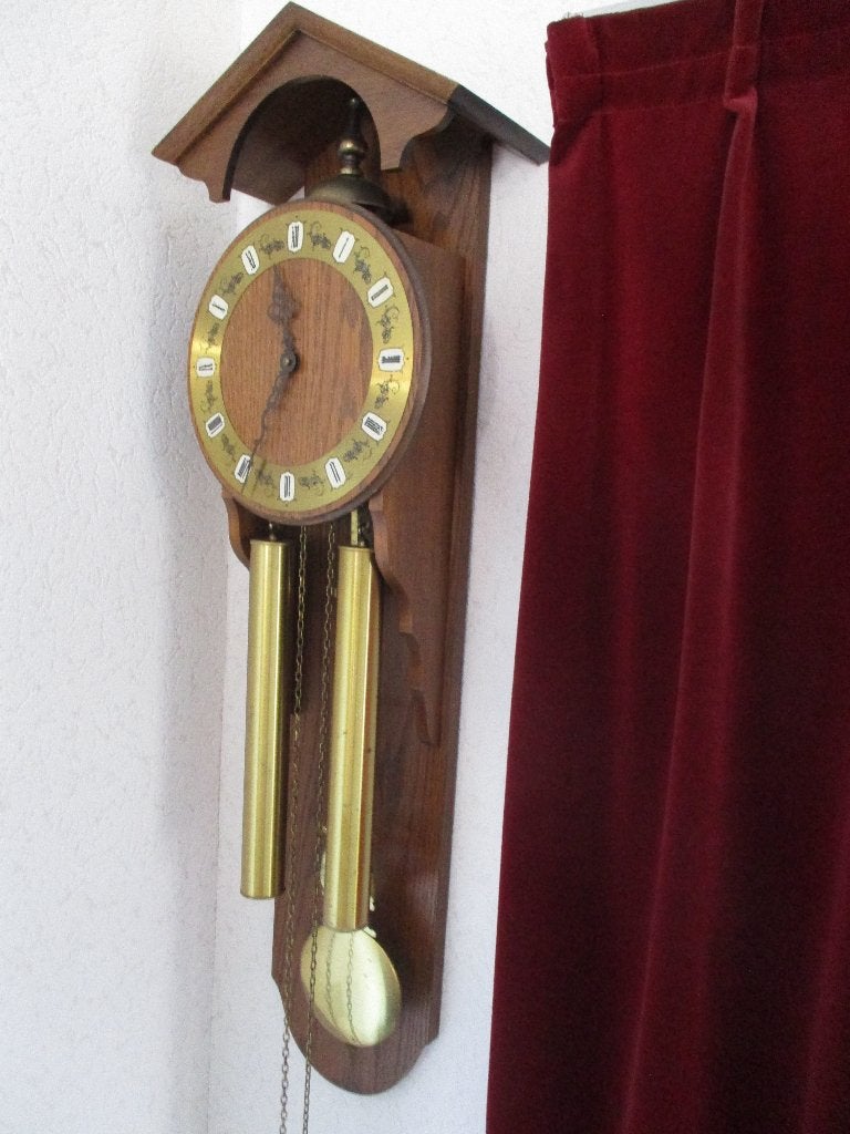 Wandklok met harpslinger, Ophalen, Bruin, Met slagwerk, Analoog en Digitaal