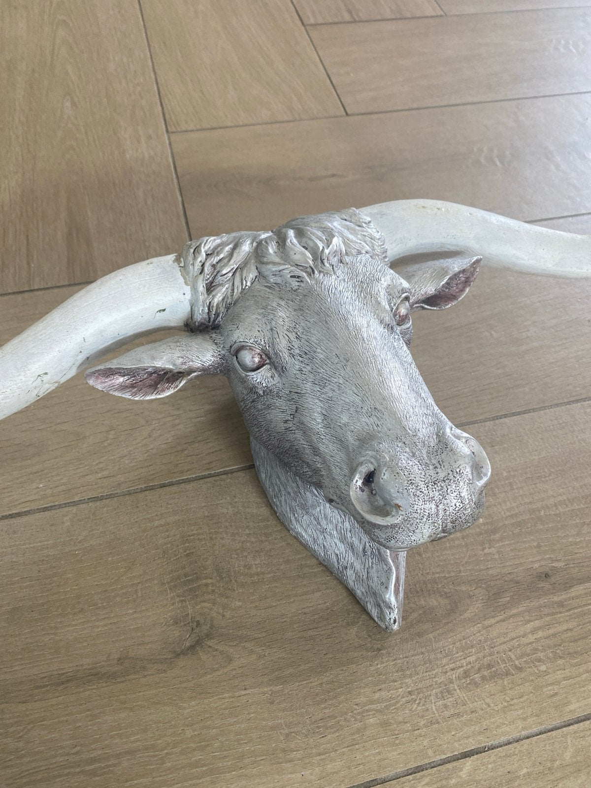 Decoratieve Stierenkop Wanddecoratie - zilver/Wit, Huis en Inrichting, Woonaccessoires | Overige, Gebruikt, Kunststof, Ophalen of Verzenden