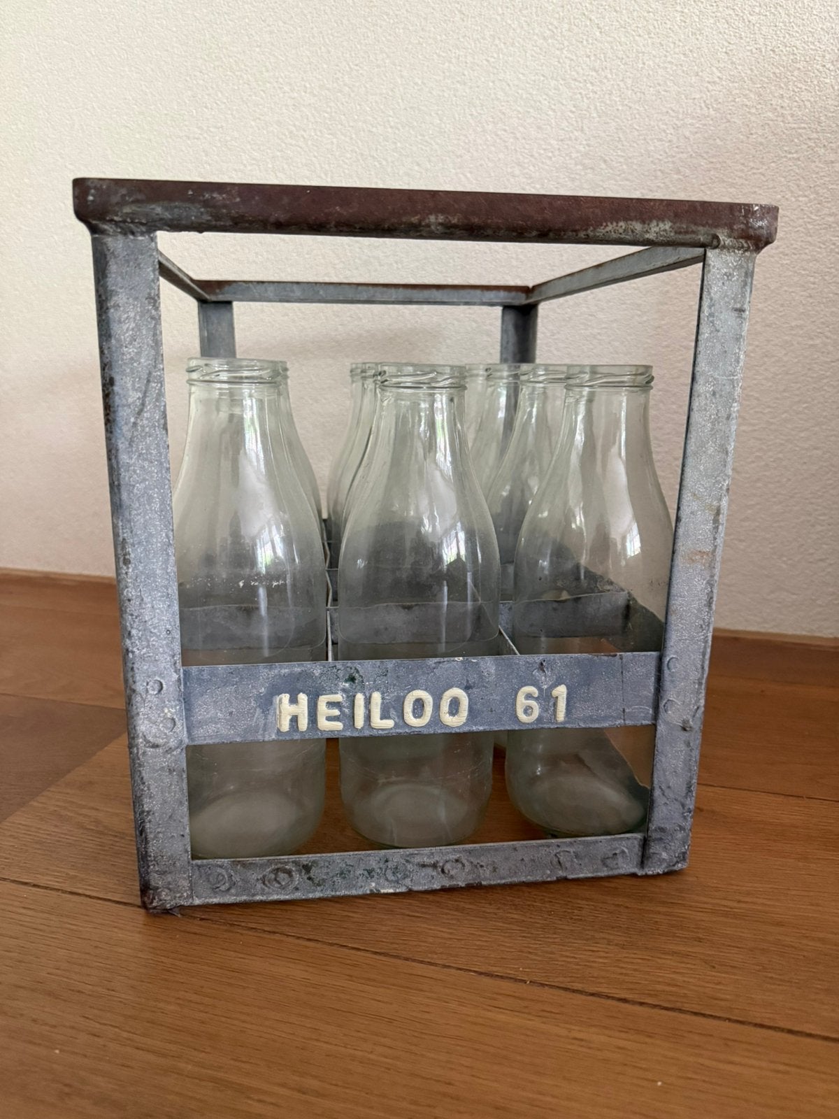 Vintage metalen krat van melkfabriek Melco uit Heiloo, Metaal, Ophalen of Verzenden, Gebruikt