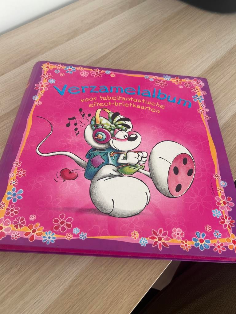 Diddl verzamelalbum met briefkaarten en notitieblokjes, Ophalen of Verzenden, Diddl, Gebruikt, Papier, Kaart of Schrift