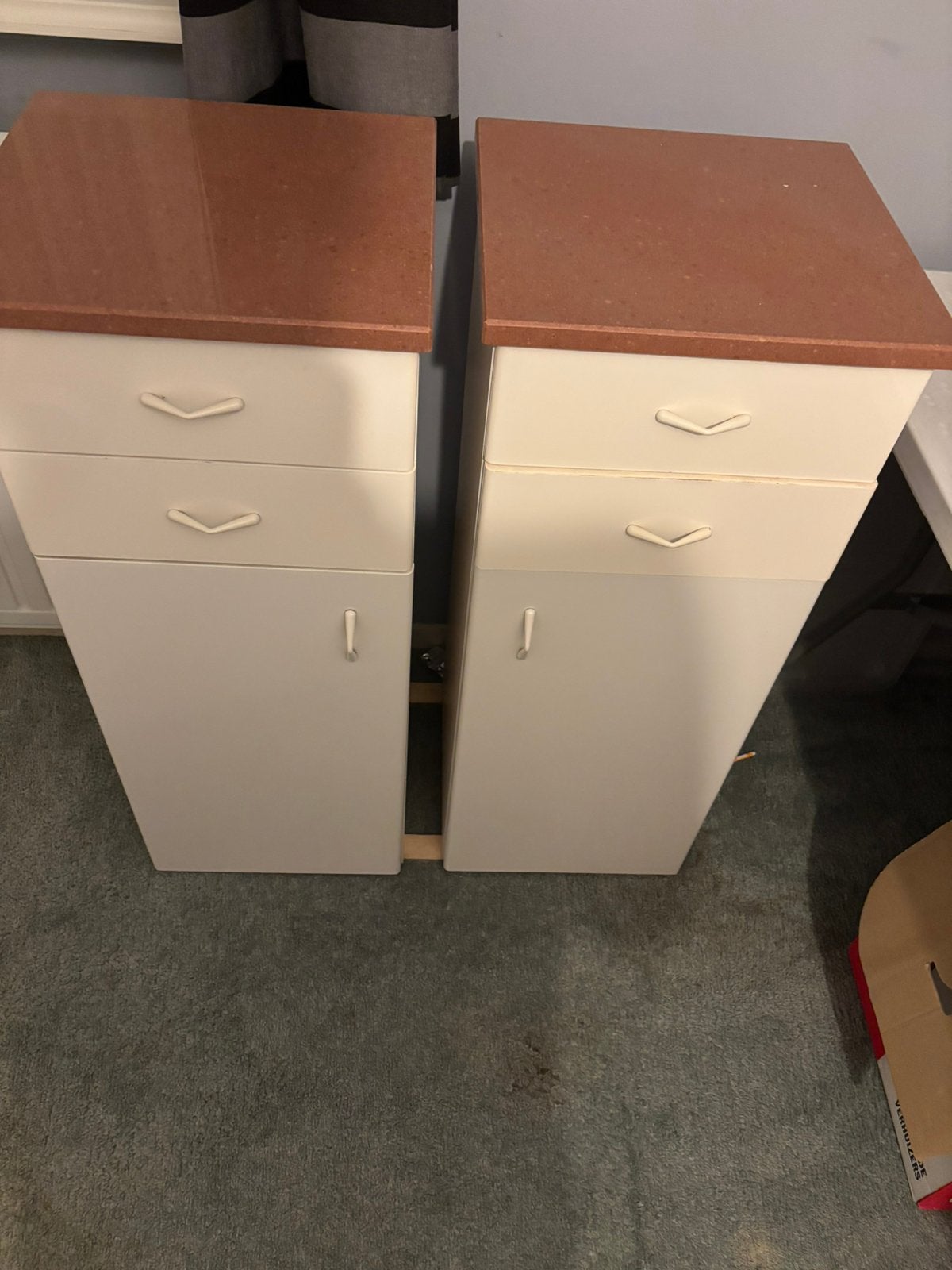 Badkamer kasten, Ophalen