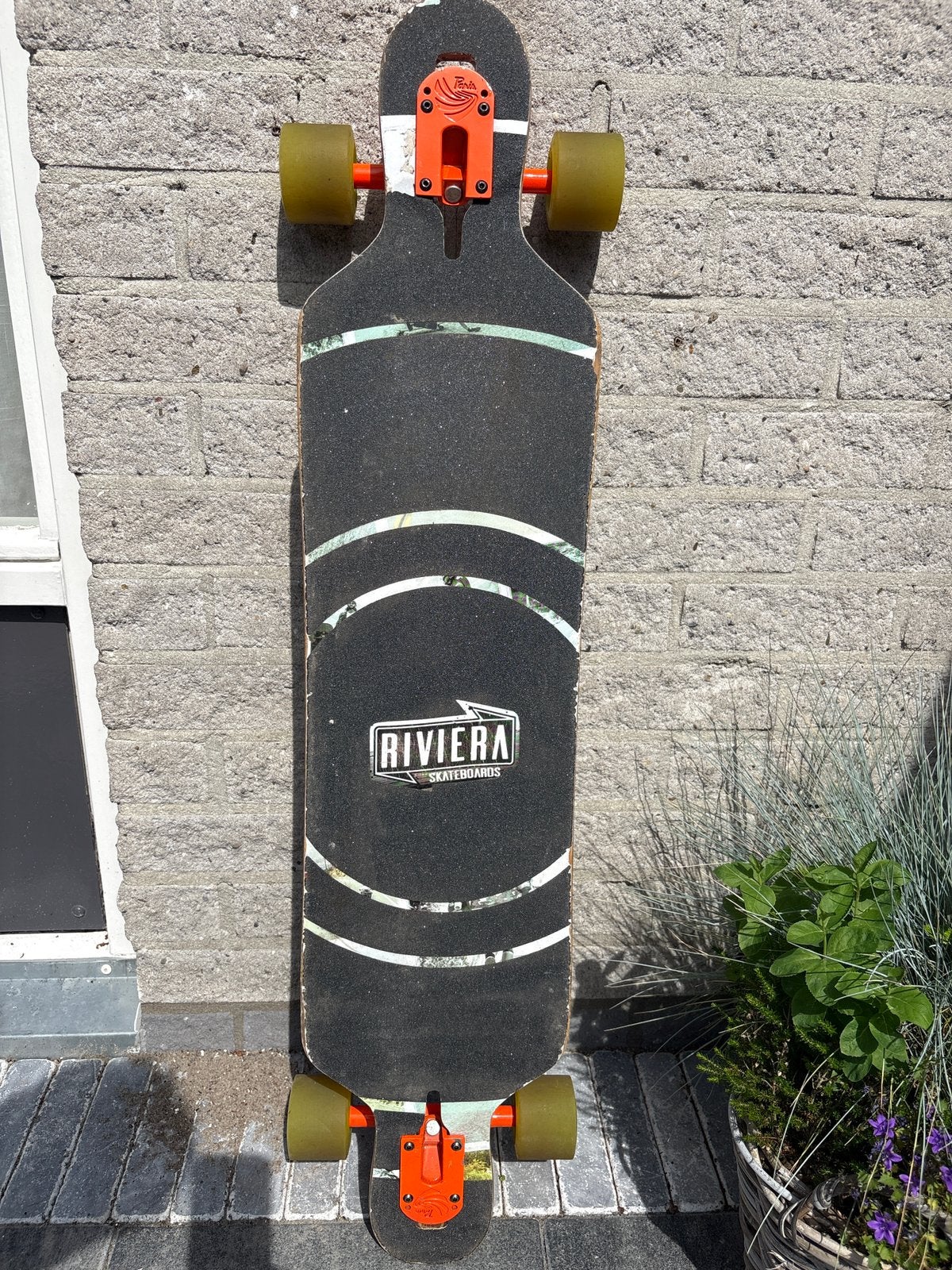 Riviera longboard met paris trucks (drop trough), Ophalen of Verzenden, Gebruikt, Longboard