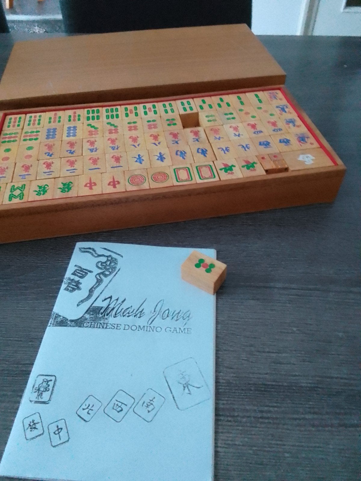 Mahjong spel in houten kist - Chinese Domino Game, Drie of vier spelers, Ophalen, Gebruikt, Onbekend