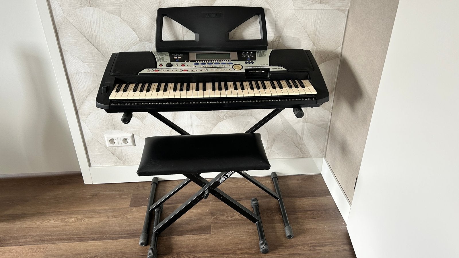 Prachtig keyboard te koop, type PSR-550, Muziek en Instrumenten, Ophalen, 61 toetsen, Yamaha, Zo goed als nieuw