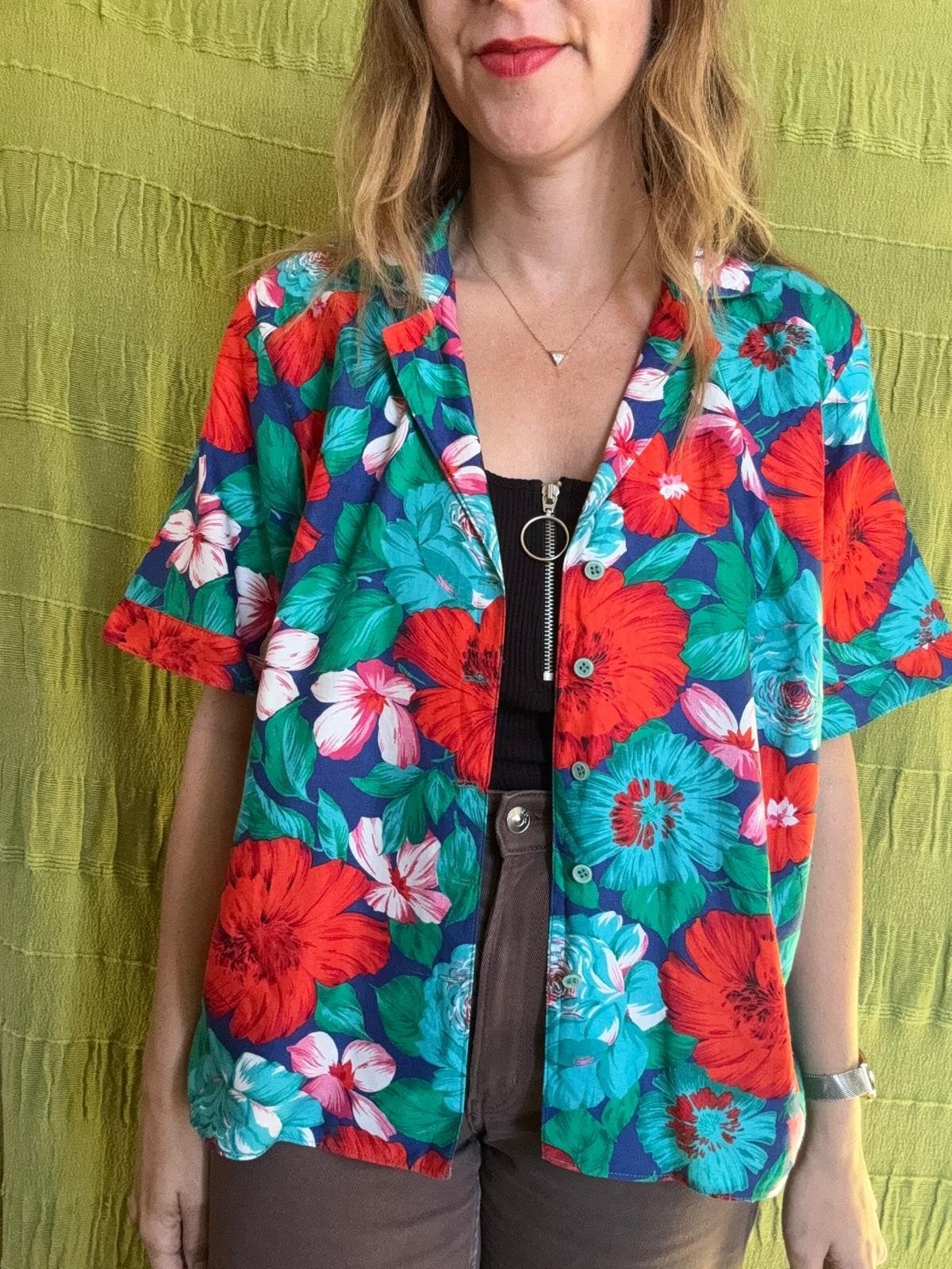 Vintage blouse, maat 40/42 - L/XL - rode bloemen - 90's, Maat 38/40 (M), ,, Ophalen of Verzenden, Vintage