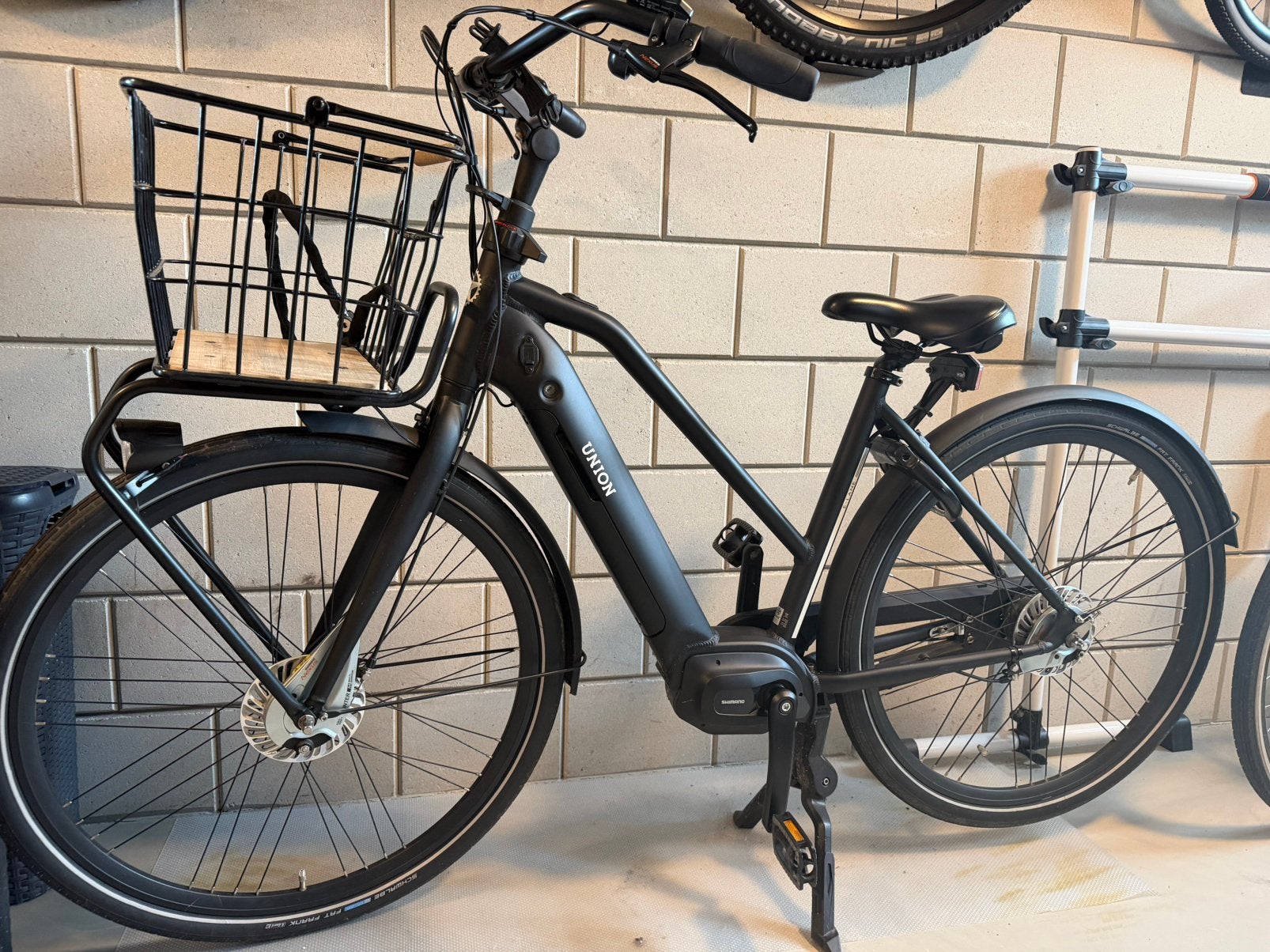 Union E-lane dames fiets, Zo goed als nieuw, 47 tot 51 cm, 50 km per accu of meer, Ophalen