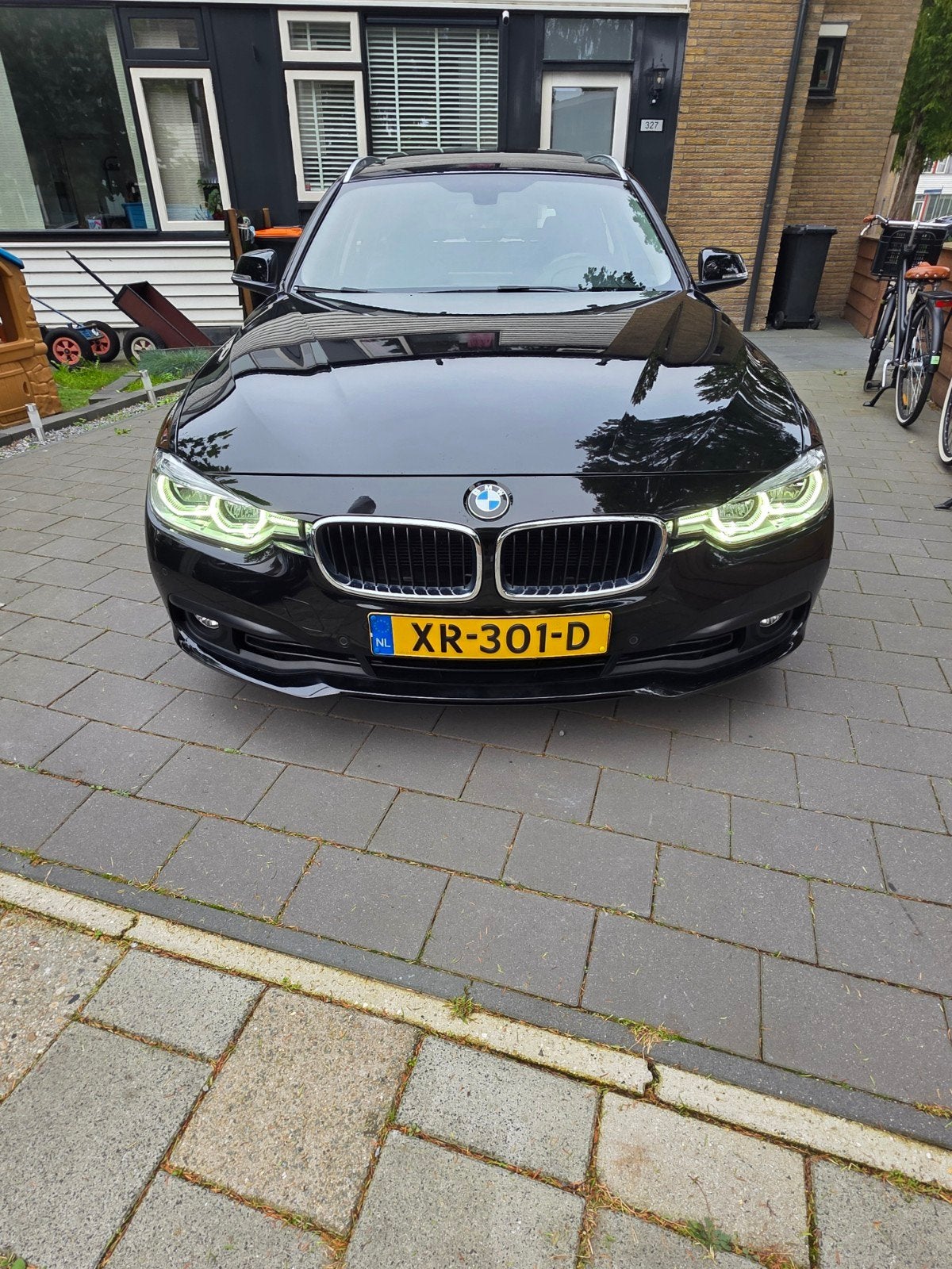 BMW 318i Touring (F31) LCI – CarPlay ,Panodak,leder, Auto's, Automaat, Dealer onderhouden, Zwart, 1465 kg