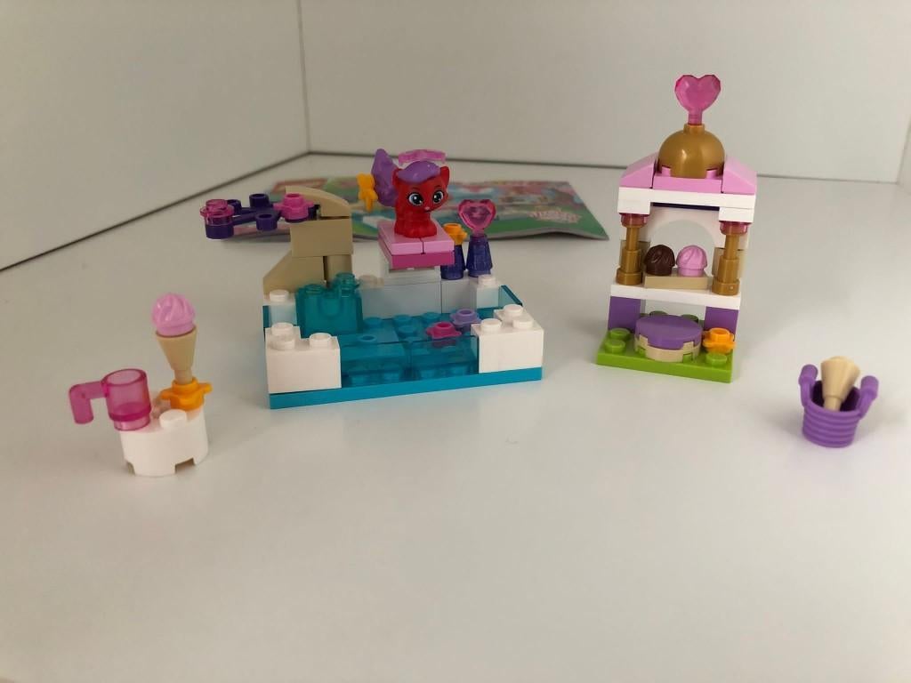 Lego Princess : Een dag bij het zwembad met Treasure 41069, Compleet, Lego, Ophalen of Verzenden, Zo goed als nieuw