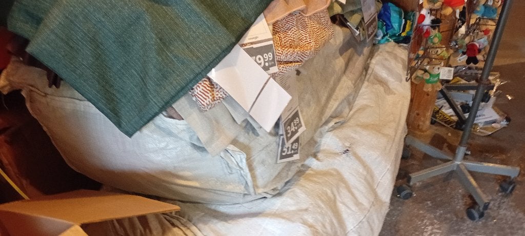 1000 kilo 2de hands kleding, Ophalen, Gedragen