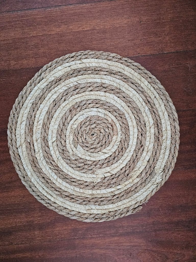 Rieten matje of placemat, Ophalen of Verzenden, Placemat, Zo goed als nieuw, Natuurlijk materiaal