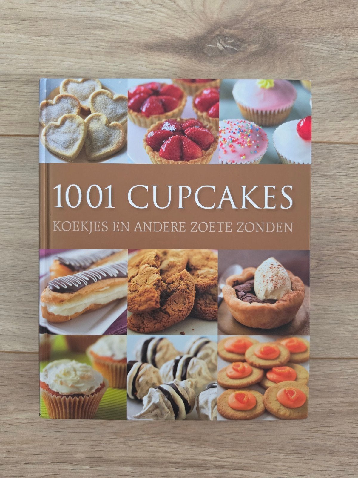 1001 cupcakes koekjes en andere zoete zonden kookboek als ni, Boeken, Ophalen of Verzenden, Zo goed als nieuw, Nederland en België