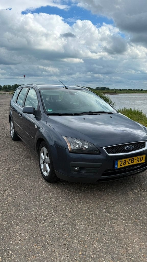 Ford Focus 1.8 92KW Wagon 2007 Grijs, Auto's, 125 pk, 4 cilinders, Handgeschakeld, Particulier