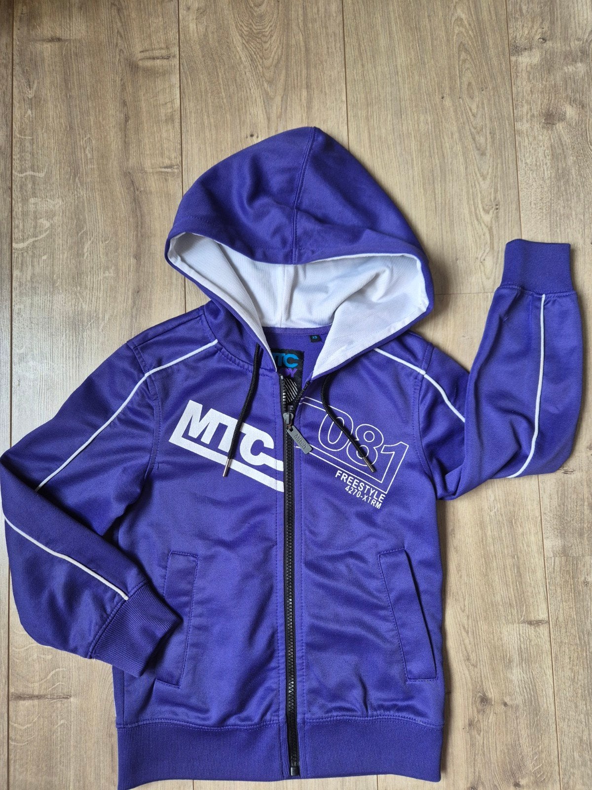 MTC Vest met Capuchon - (valt als 128/134), Ophalen of Verzenden, Zo goed als nieuw, MTC, Jongen of Meisje