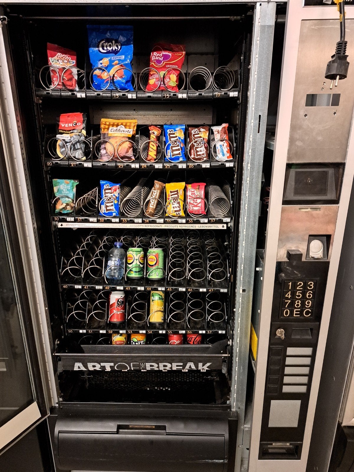 fris / snack automaat gekoeld Necta, Ophalen