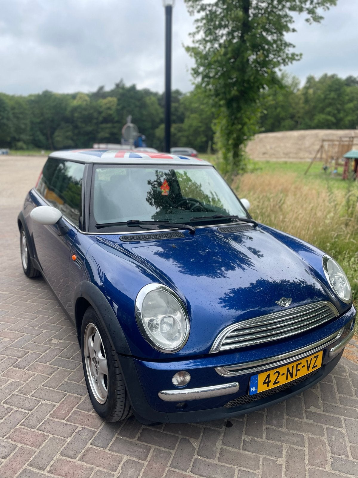 Mini 1.6 16V Cooper 2003 Blauw, Voorwielaandrijving, 15 km/l, 4 cilinders, Origineel Nederlands