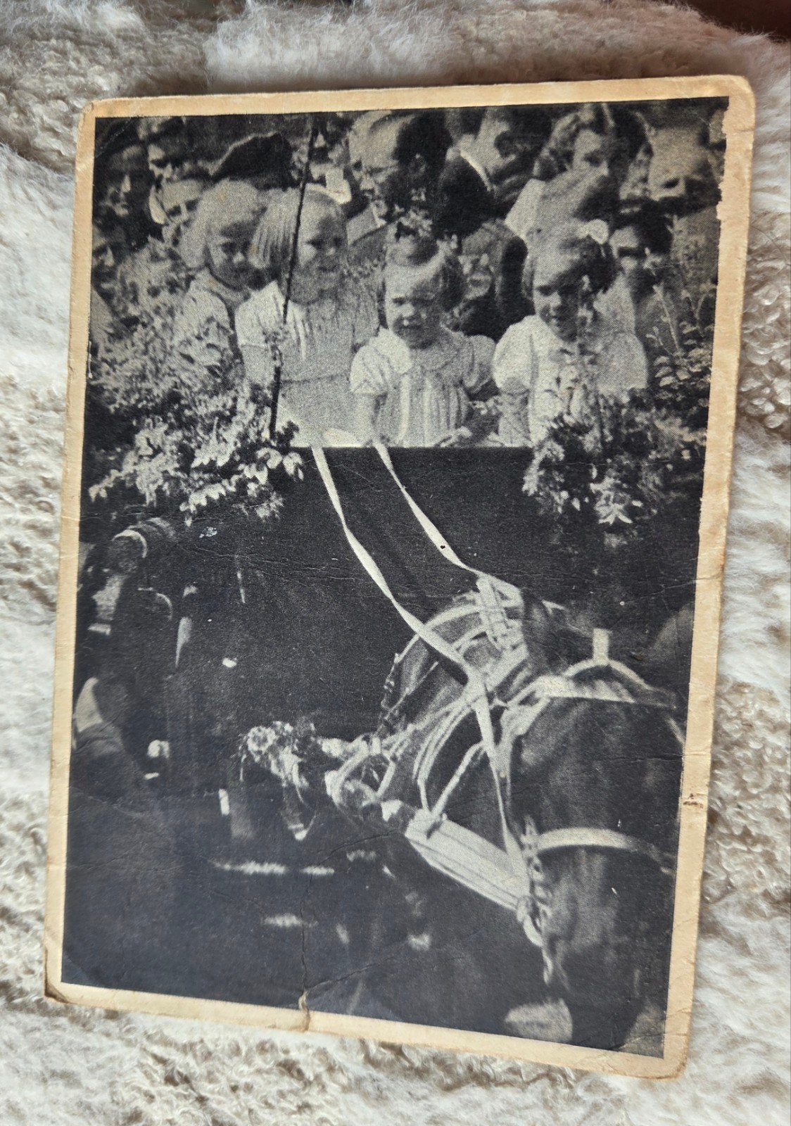 Oude ansichtkaart Prinsesjes ponywagen Baarn Soest 1945, Verzamelen, Verzenden, 1940 tot 1960, Gelopen, Overige thema's